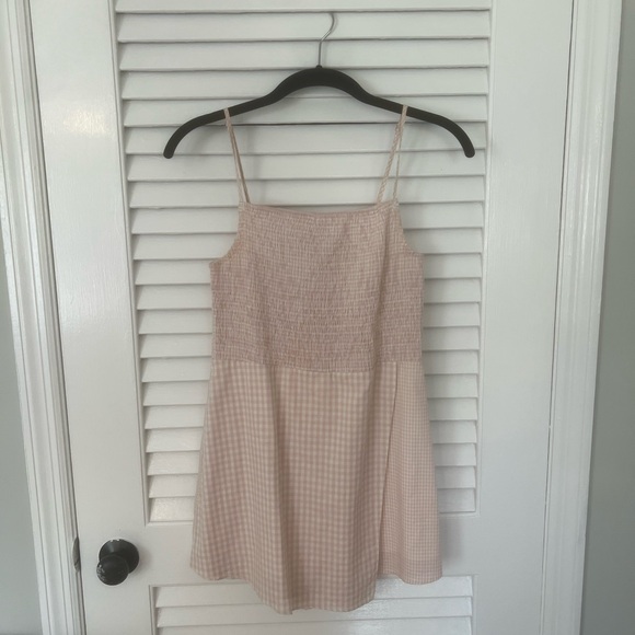 Urban Outfitters Smocked Gingham Skort Romper - Picture 3 of 9